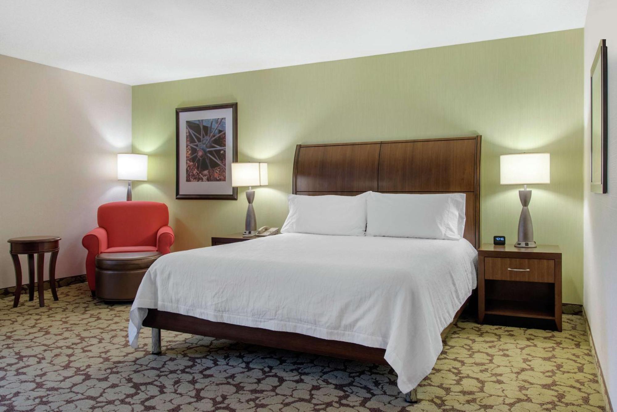 Hilton Garden Inn Portland Airport Экстерьер фото